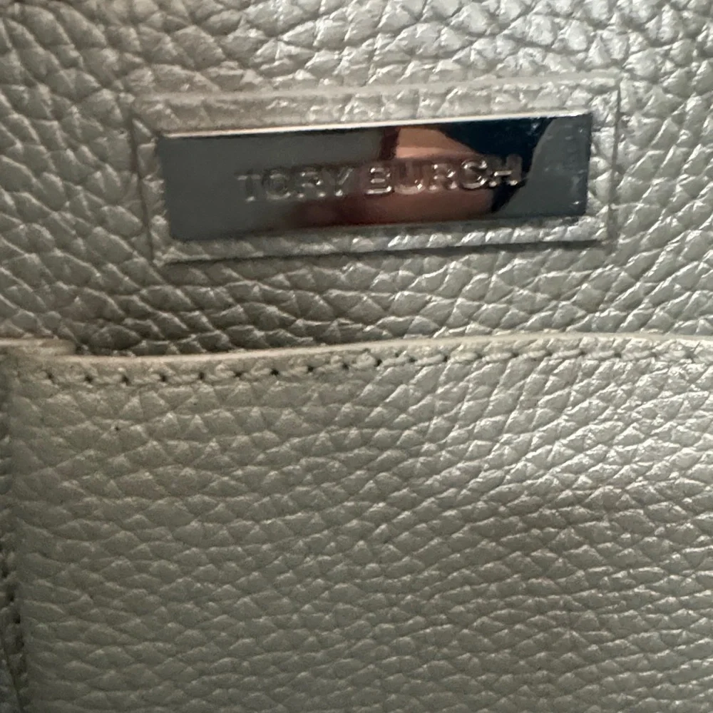 Tory Burch Metallic Silver Leather Tote – Includes Dust Bag